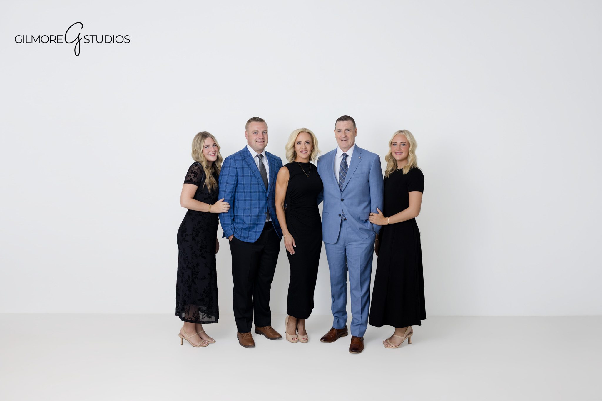 Arizona family photographer for growing families
Family photography session with college students home for summer
