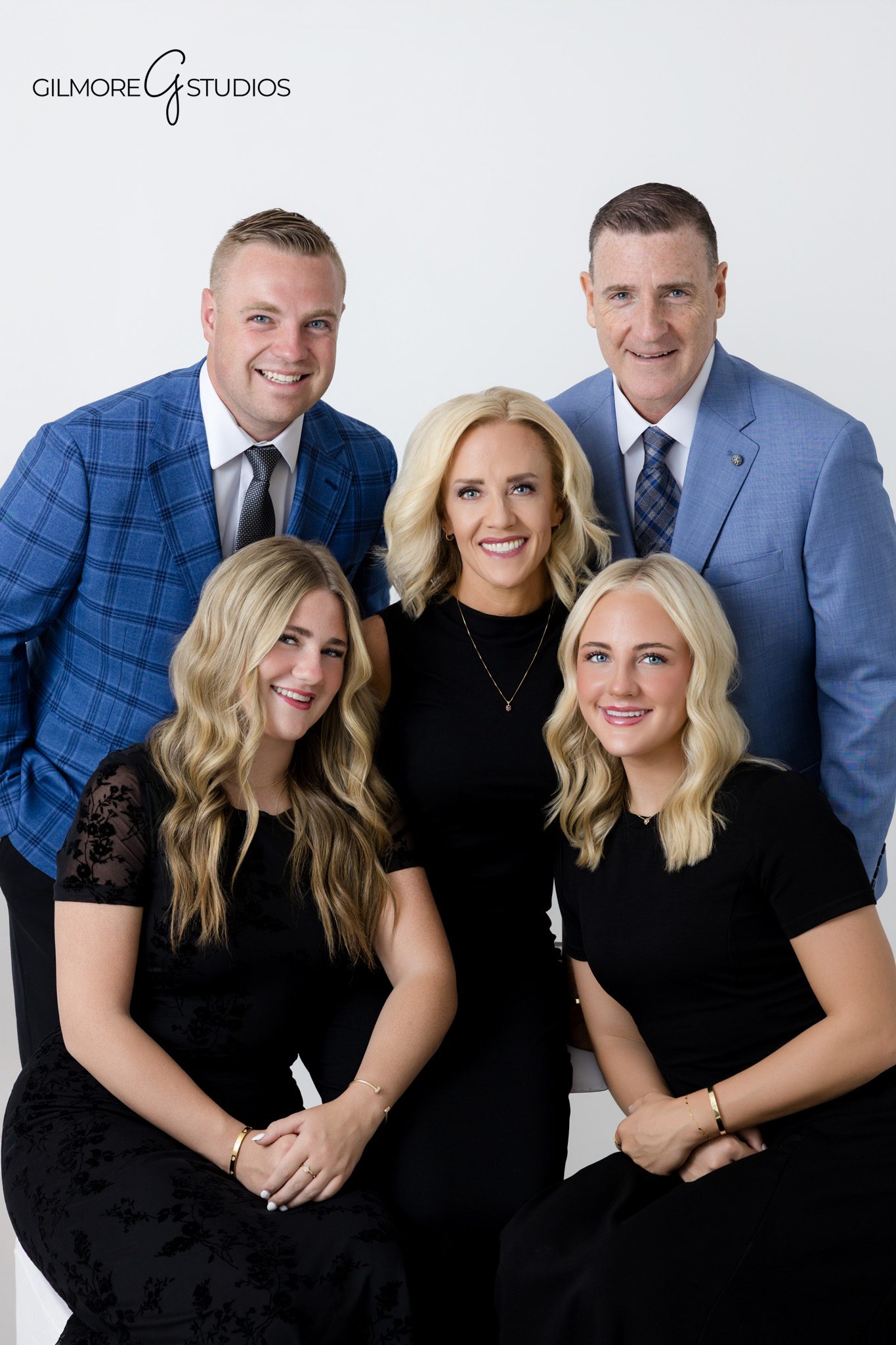 Family photographer for teenagers and adult children
Bright studio family portraits in Queen Creek Arizona