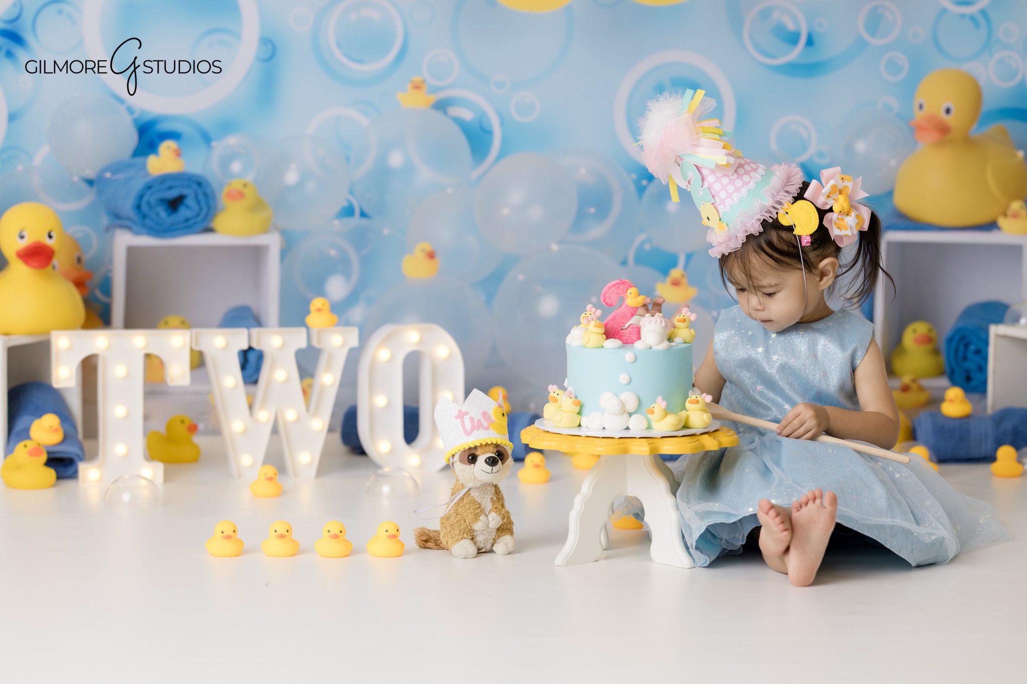 Toddler cake smash photographer Newport Beach CA
Rubber duck cake smash session Orange County
