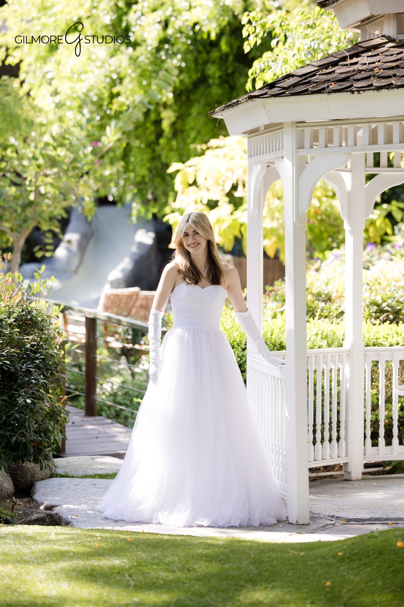 Teen girl studio portrait photographer Orange County
Orange County formal teen photography session