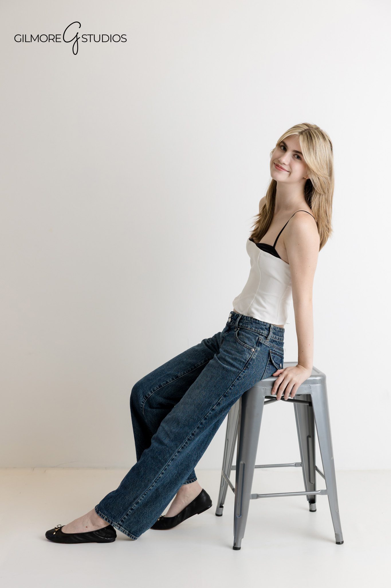 NCL portraits with soft natural light California
Newport Beach portrait photographer for teen girls