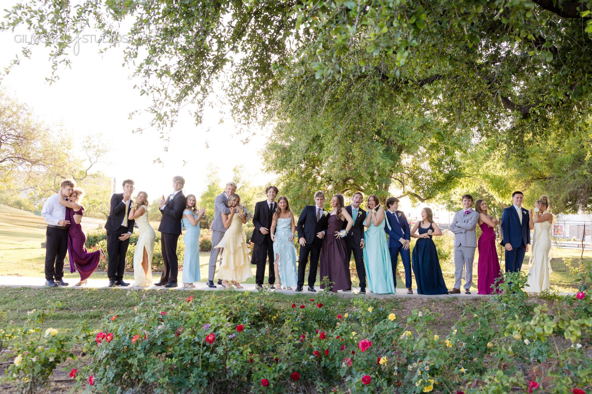 prom photography Gilbert AZ pre prom portrait session
Arizona prom portraits outdoor photography session