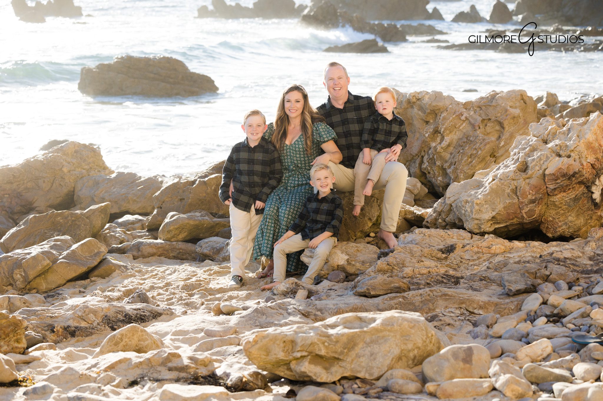 Newport Beach family photographer with young children
Orange County family portraits by the ocean