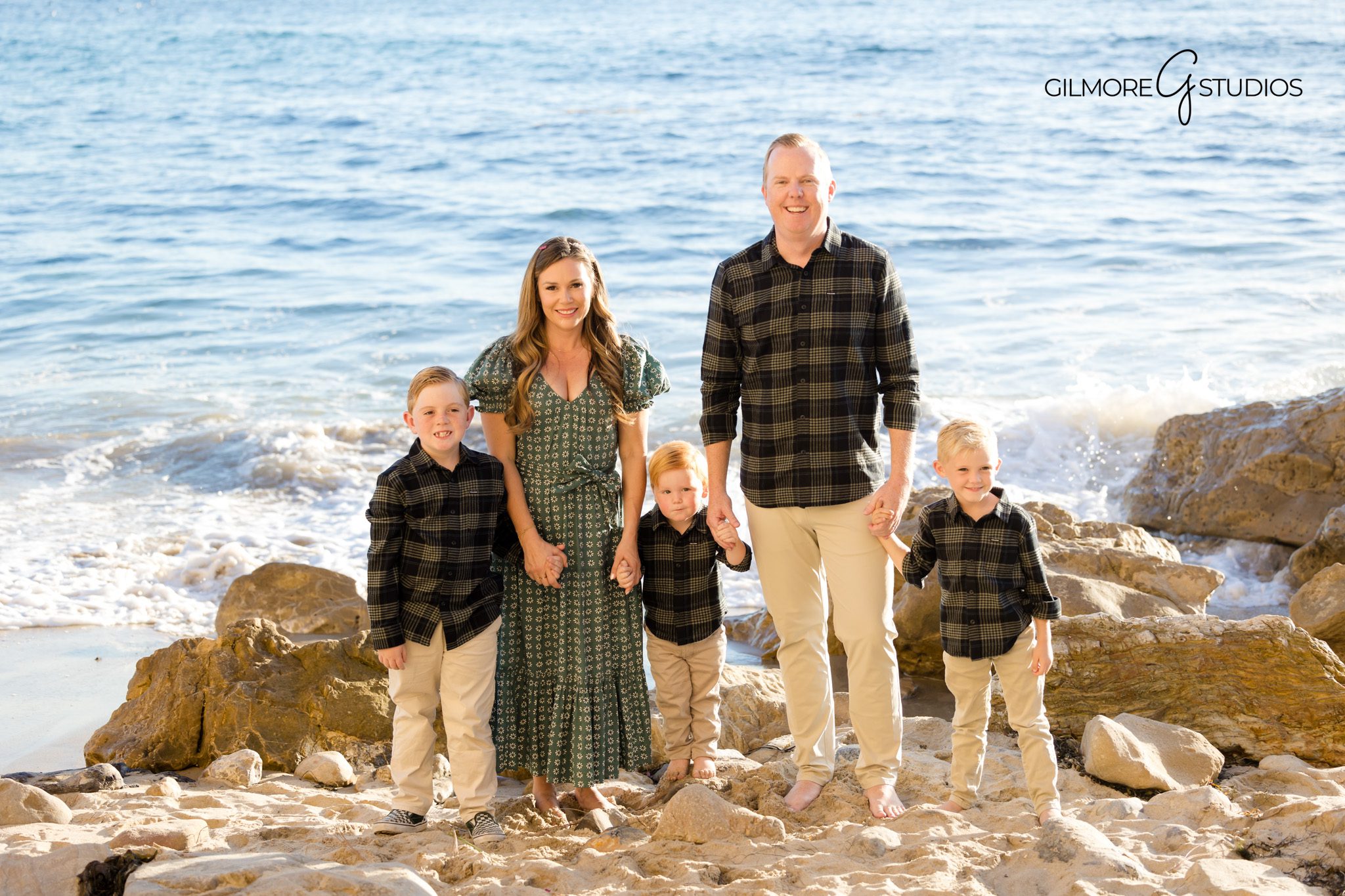 Newport Beach family photography with siblings
Family photos exploring tide pools in Newport Beach