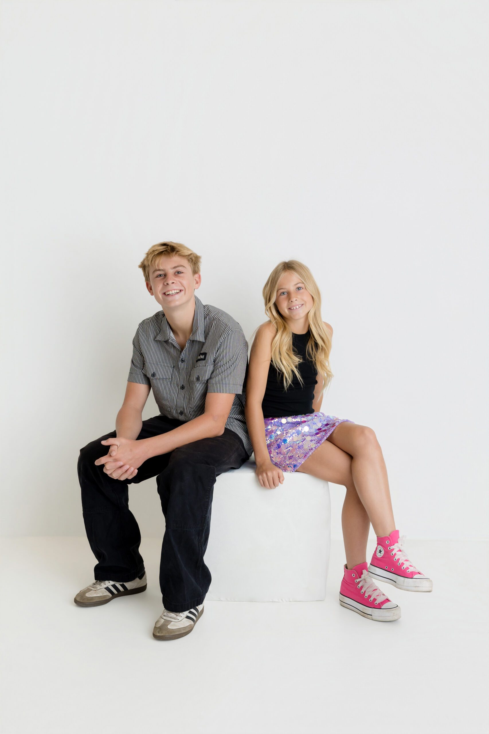 Studio sibling photography California
Newport Beach child photography studio session