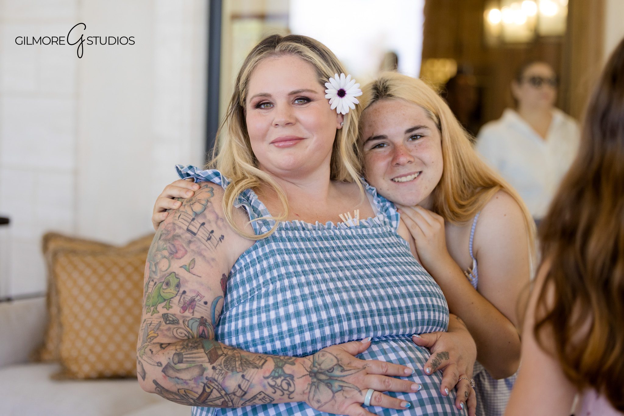 Baby shower portrait of parents-to-be at a private estate in Newport Beach
Newport Beach baby shower photographer capturing meaningful candid moments