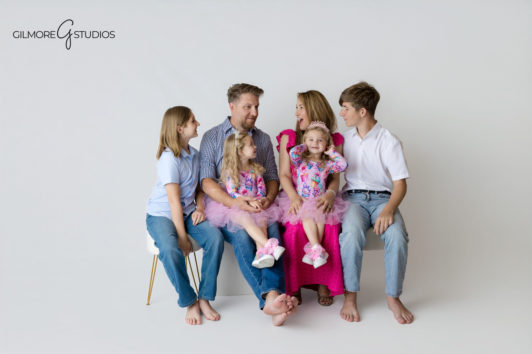 Newport Beach photographer capturing a twin girls birthday celebration
Twin birthday session with individual portraits and unicorn cake smash photos