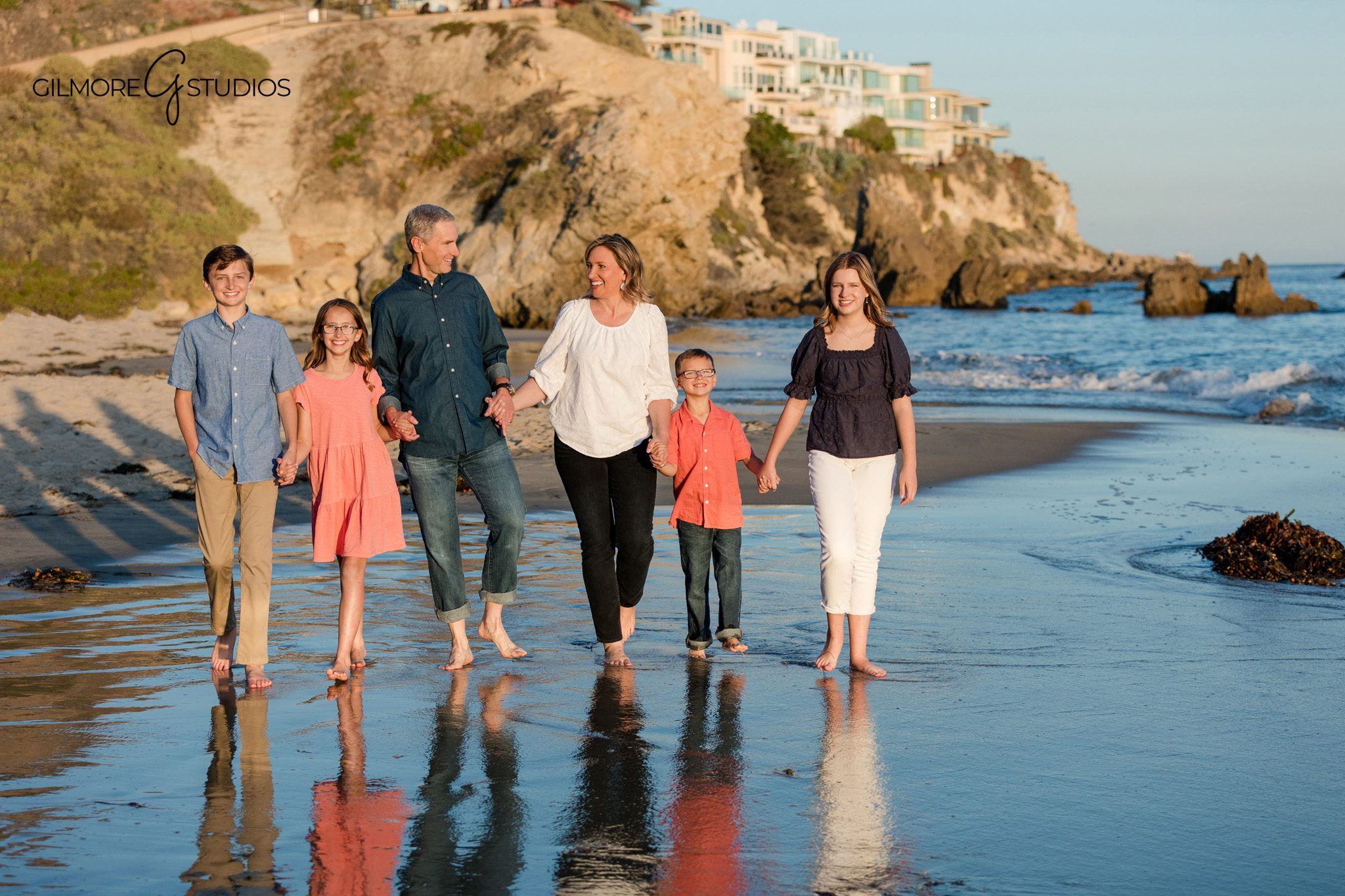 Big Corona Beach family photos during golden hour in Corona del Mar
Corona del Mar family photographer capturing portraits at Big Corona Beach