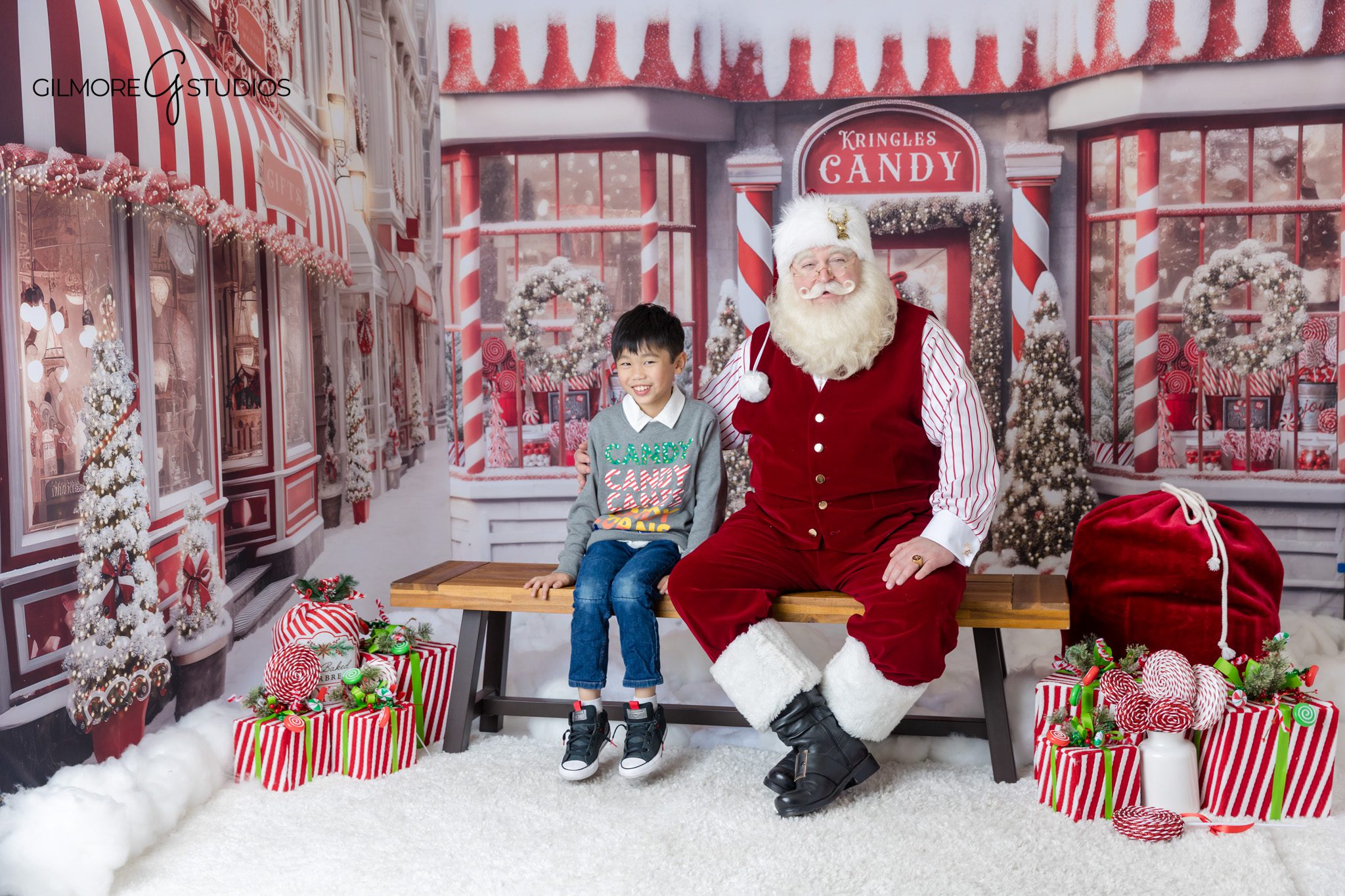 Professional Christmas card photo with Santa near Gilbert
Little girl talking with Santa during Gilbert AZ Santa photos