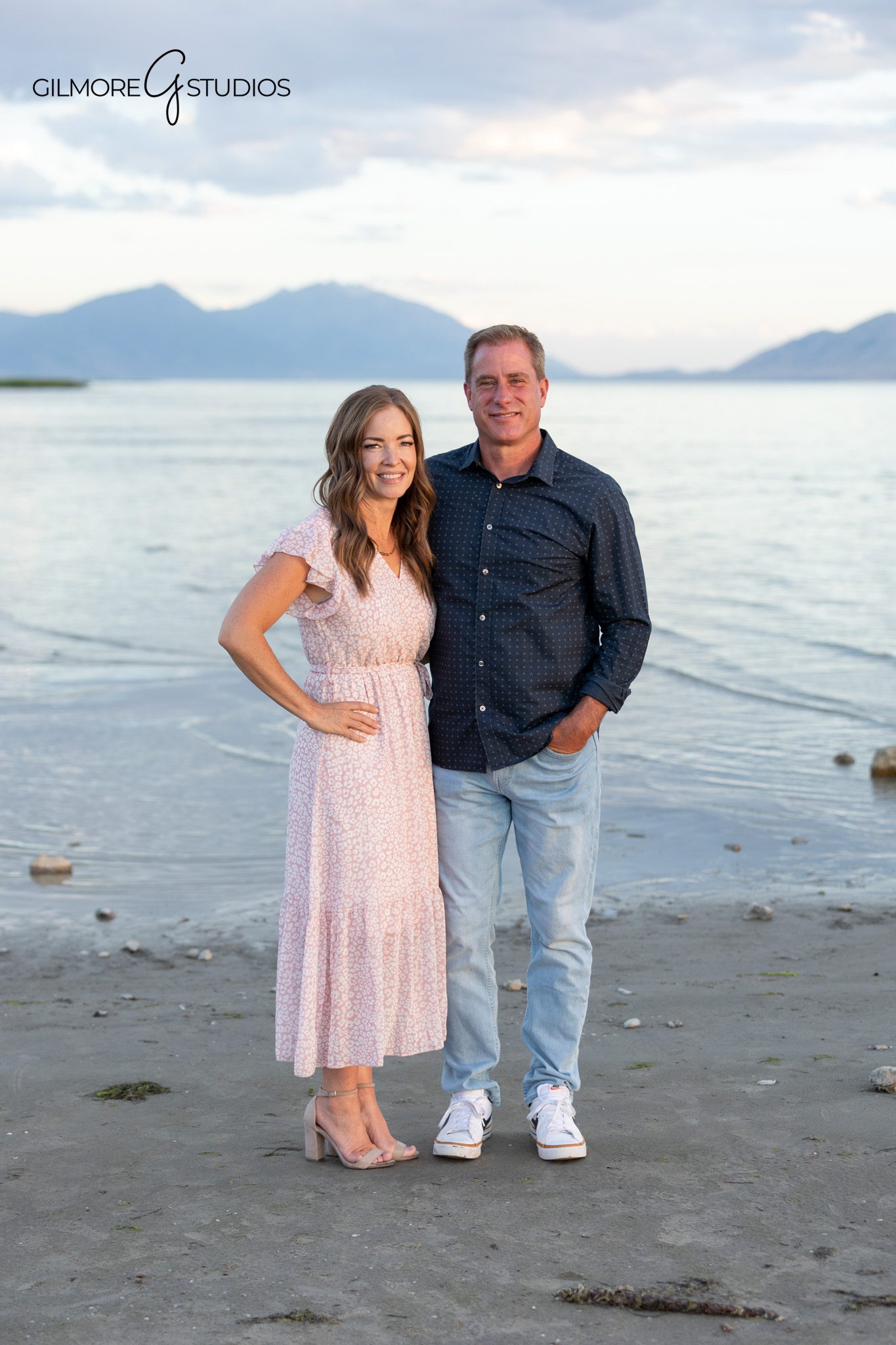 Family photography session at a scenic Utah lakeside location
Large family photo with coordinated pink, blue, and white outfits