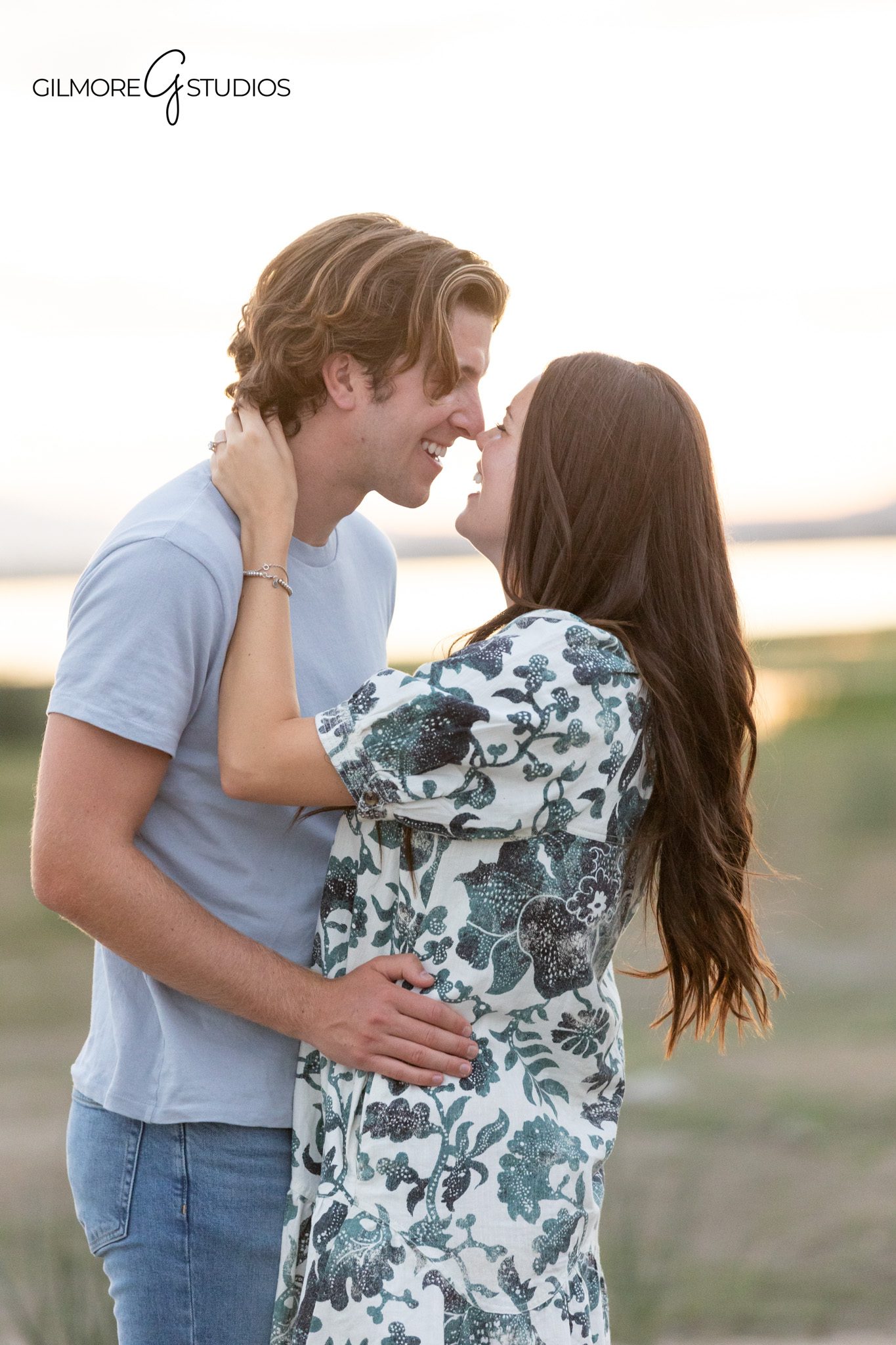 Full family portrait including dog at a Utah lake
Destination family session with pet included in family photos