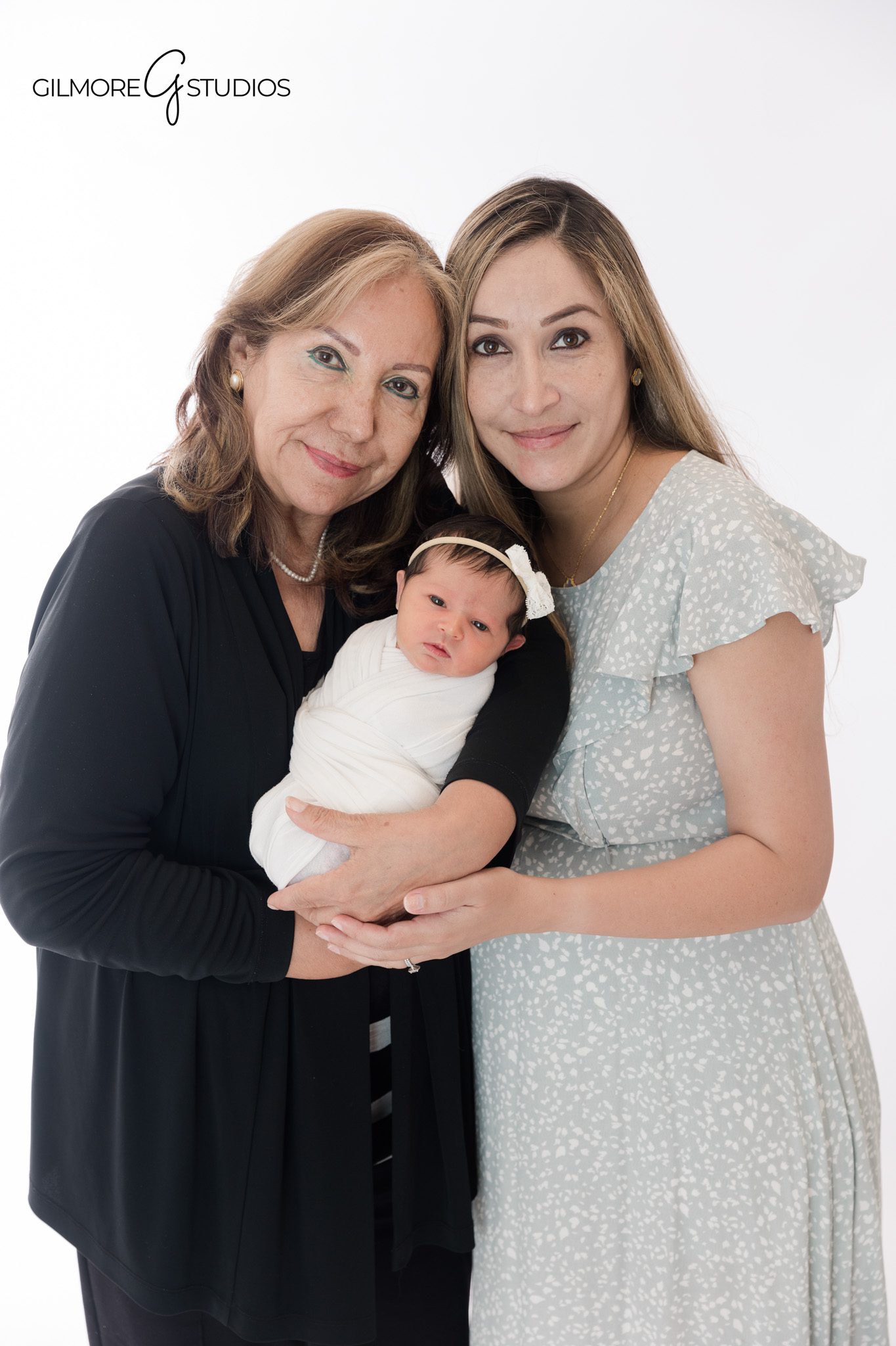 Grandmother mother and newborn baby girl portrait
Queen Creek newborn photographer capturing family connection